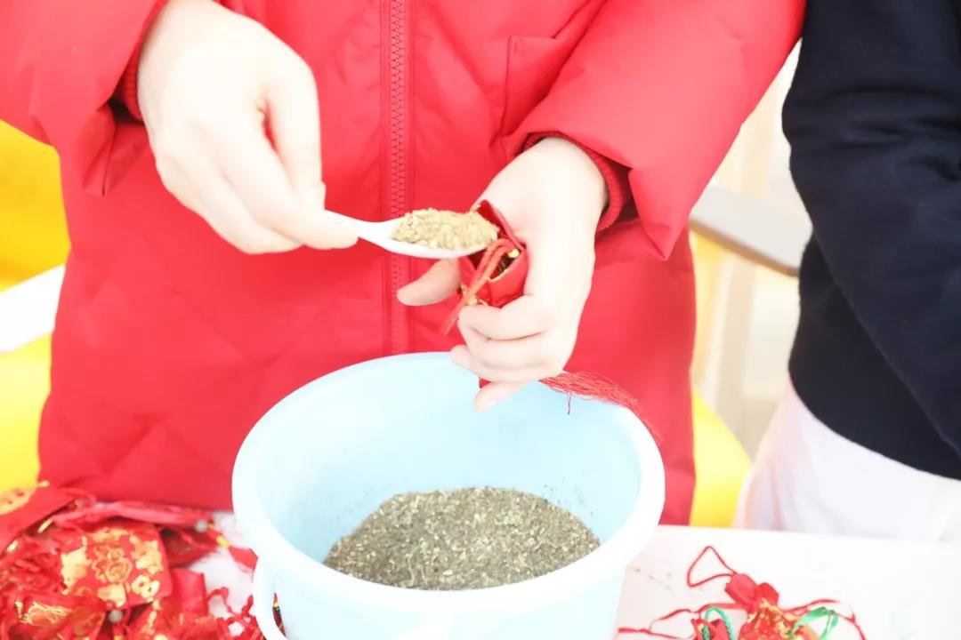 點(diǎn)贊！愛心捐款助力疫情防控
