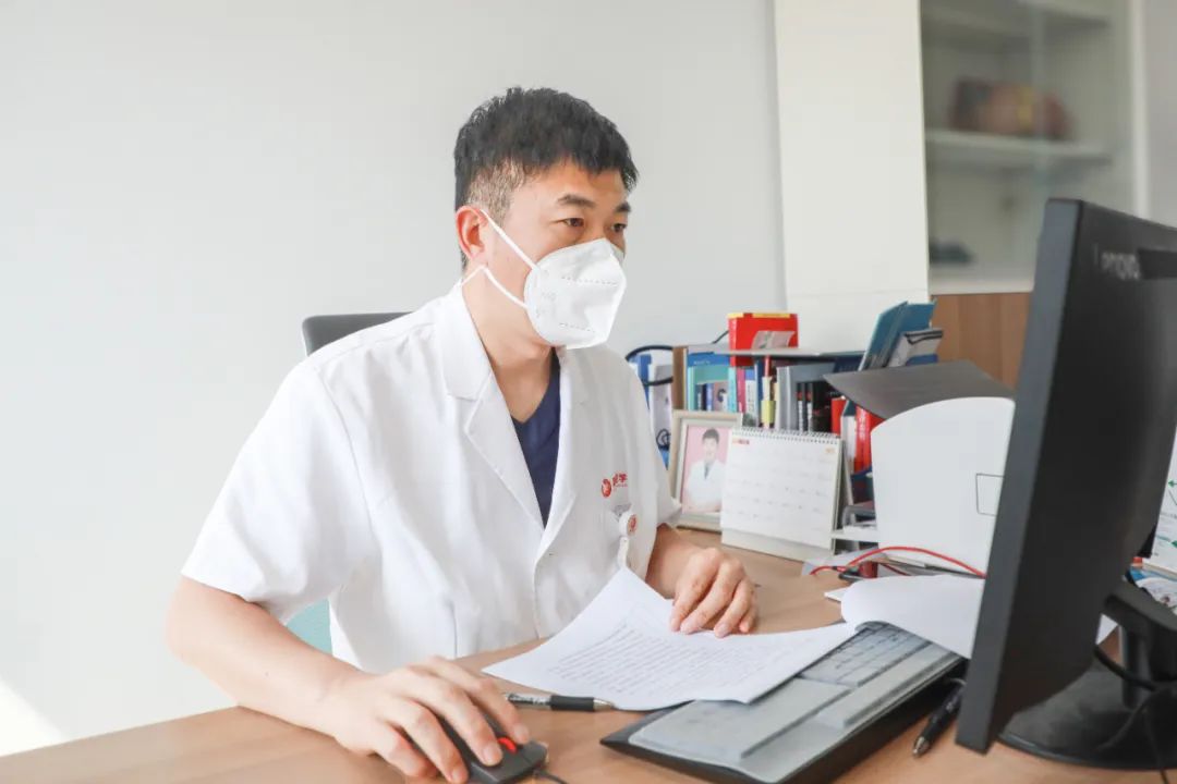 心內(nèi)科陳效安醫(yī)生連線陜西臺《閃耀三秦》，暢談醫(yī)生成長之路