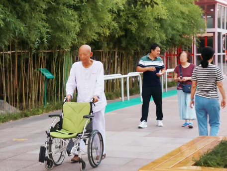 住院期間也能給健康加分？每周一、三、五動(dòng)起來(lái)，為健康打卡！