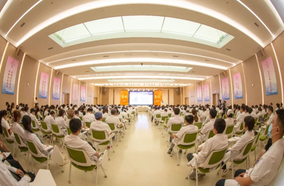 院士講堂 精彩紛呈！中國科學(xué)院竇科峰院士講授器官移植發(fā)展現(xiàn)狀