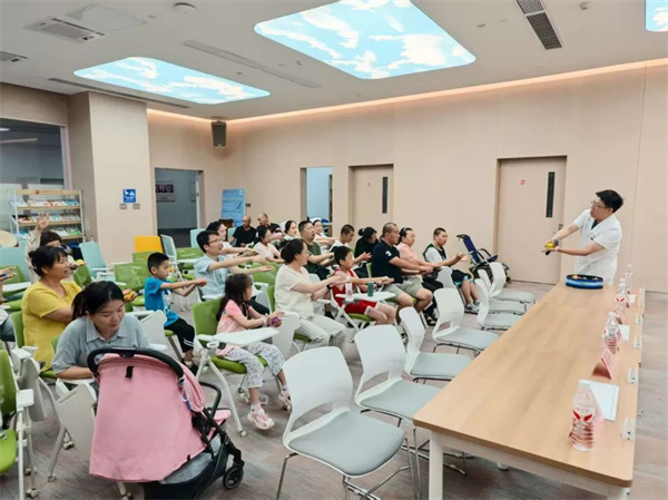 愛在音符中流淌，希望在指尖處傳遞——直擊腦癱多學(xué)科義診現(xiàn)場